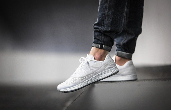saucony freedom iso all white