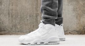 nike air max uptempo 95 on feet