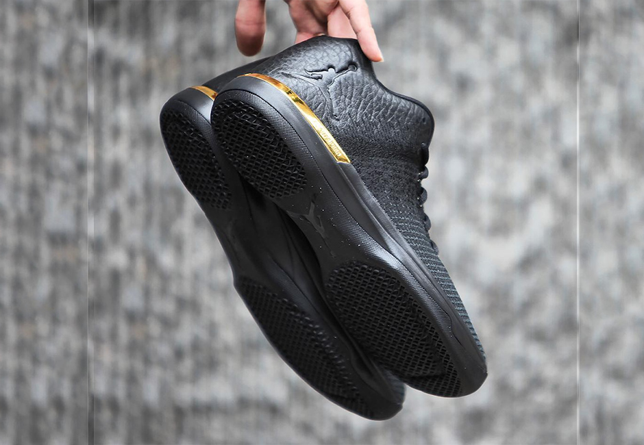 Nike Air Jordan 31 Black Gold 02