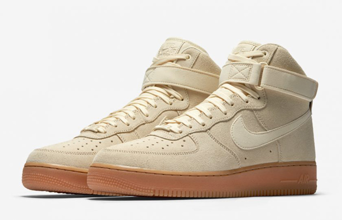 Nike Air Force 1 High LV8 Suede 