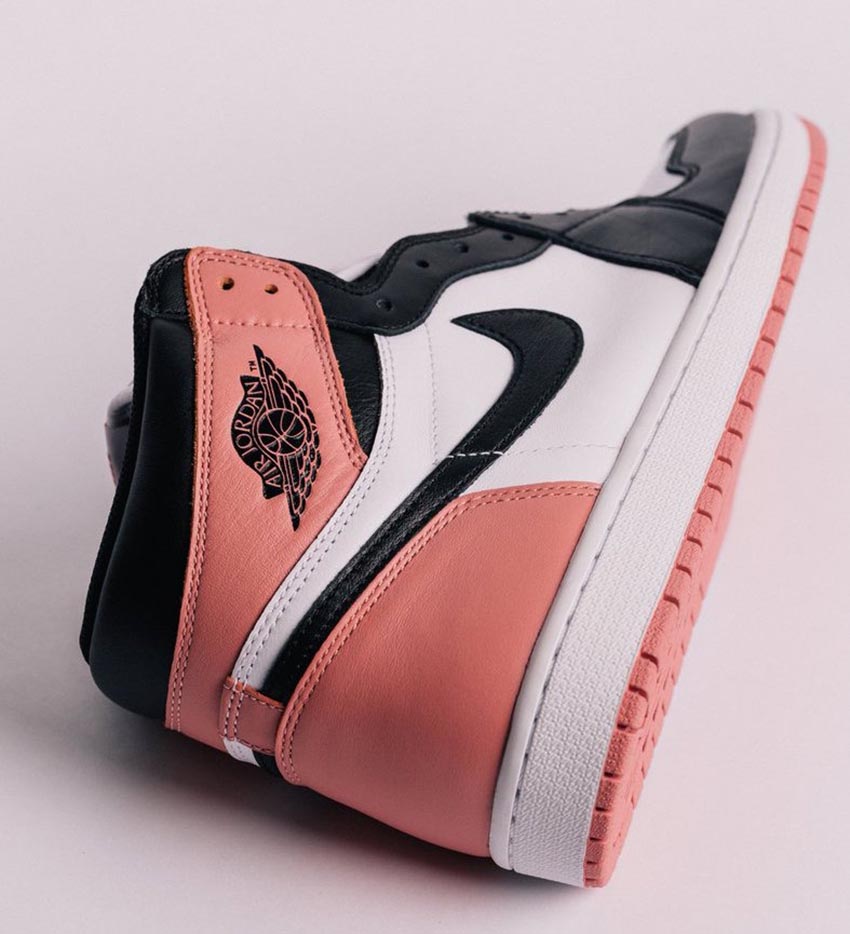Air Jordan 1 Mid Pink