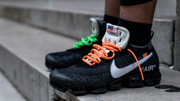 Off-White x Nike Air VaporMax Black on Foot Look - Fastsole