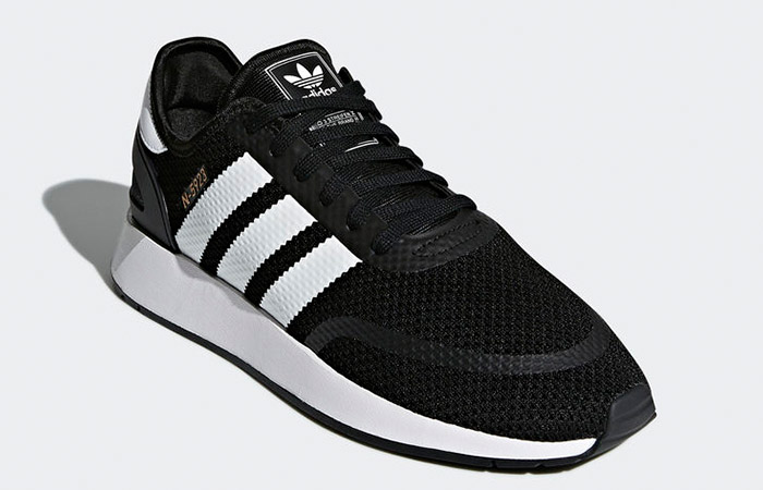 cq2337 adidas