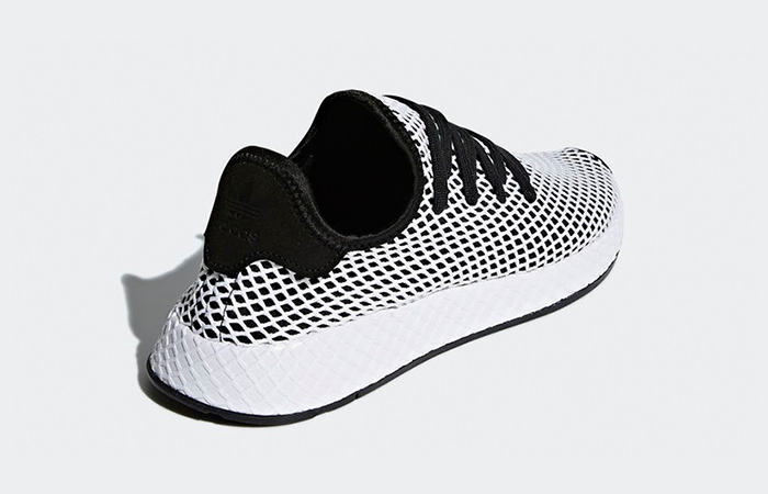adidas Deerupt Black White CQ2626 01