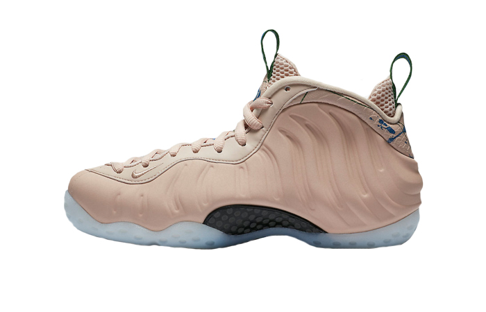 Nike Air Foamposite One Particle Beige Womens AA3963-200 01