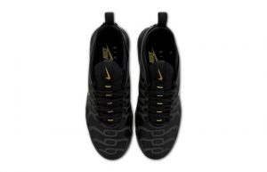 Nike TN Air Max Plus Ultra Black Gold Footlocker Exclusive BQ5780-001 03