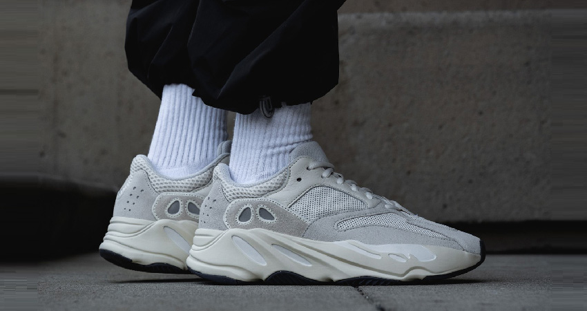 Yeezy 700 Analog Has Become The Hit Of This Summer 01