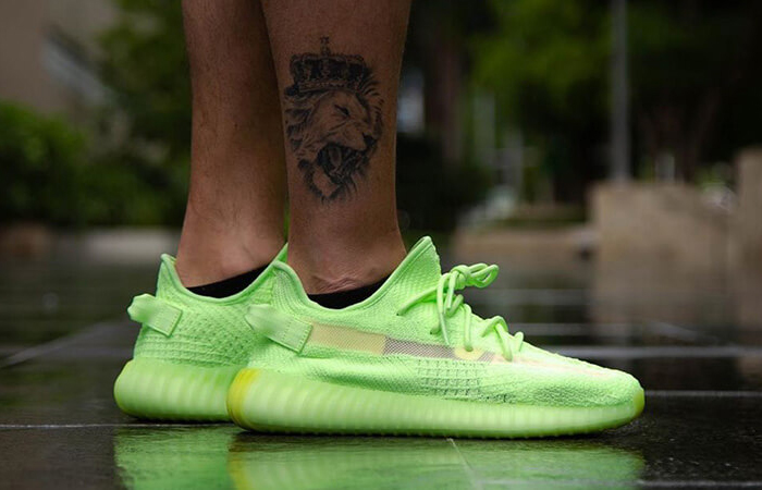 Yeezy Boost 350 V2 Glow In The Dark Green EG5293 - Where To Buy - Fastsole