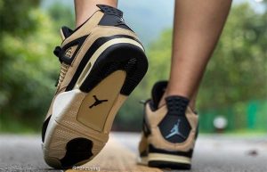 Nike Womens Air Jordan 4 Beige AQ9129-200 on foot 03