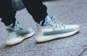 Yeezy Boost 350 V2 Cloud White FW3043 on foot 03