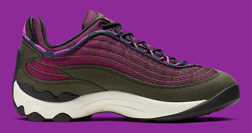 The Nike ACG Skarn Brining Another Piece With A Burgendy Colorway 02