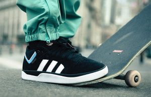 adidas Skateboarding Tyshawn Core Black EE6076 on foot 01