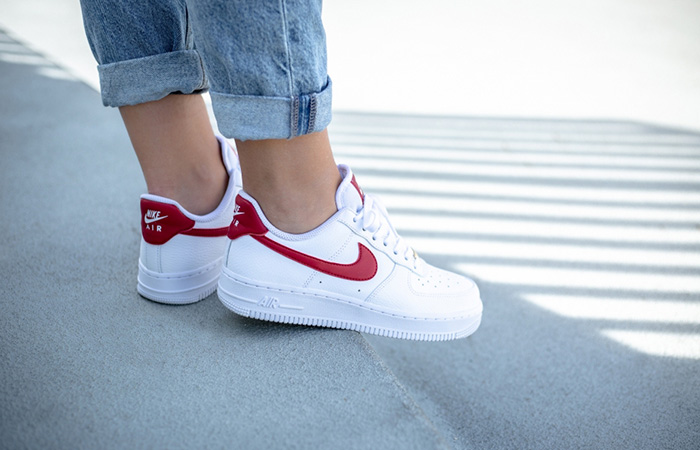 nike air force 1 07 white and red