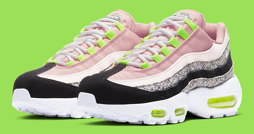 Nike Air Max 95 Womens Coming With A Glittery Look 01