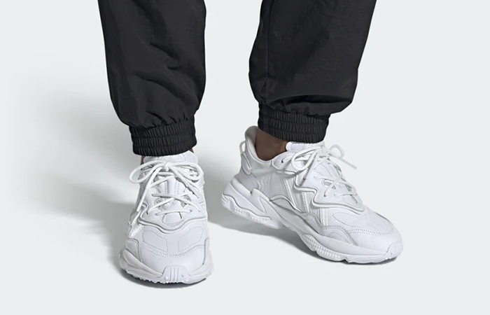 adidas Ozweego Clear White EE5704 on foot 01