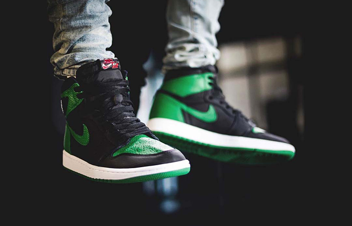 First On Foot Look At The Air Jordan 1 High Pine Green