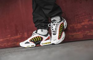 Nike Air Max Tailwind 4 Gold White AQ2567-109 on foot 01