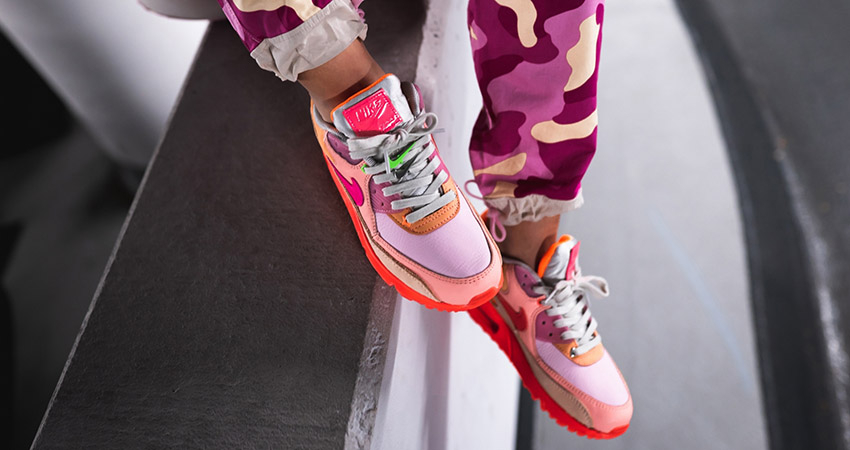 On Foot Look At The Upcoming Nike Womens Air Max 90 Pink Shade 01