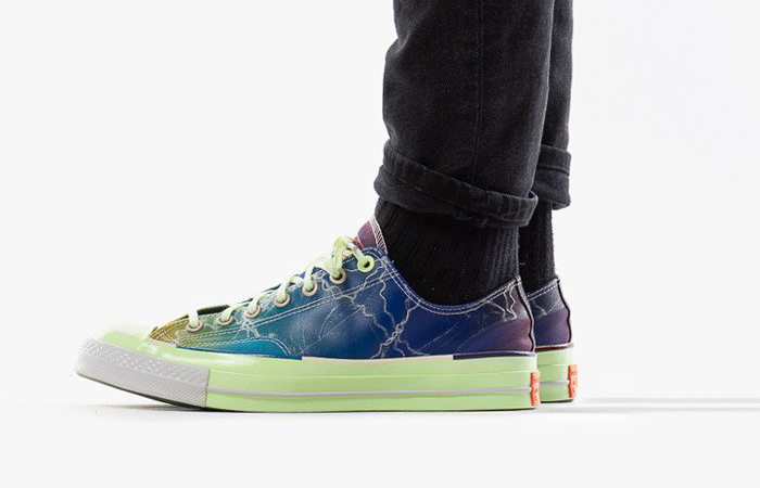 Pigalle Converse Chuck Taylor 70s Ox Blue Multi 165747C on foot 01