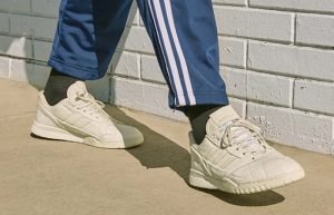 adidas A.R Trainer Off White EG2646 on foot 01