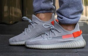 adidas Yeezy Boost 350 V2 Tail Light FX9017 on foot 03