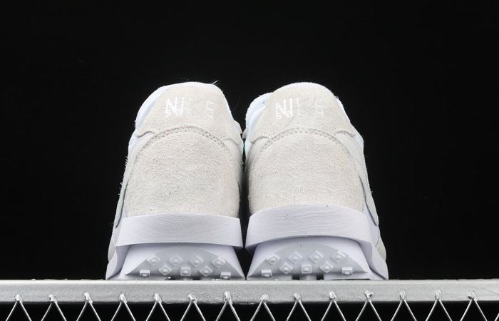 sacai Nike LDWaffle Chalk White BV0073-101 04