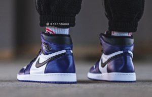 Nike Air Jordan 1 Purple 555088-500 on foot 03