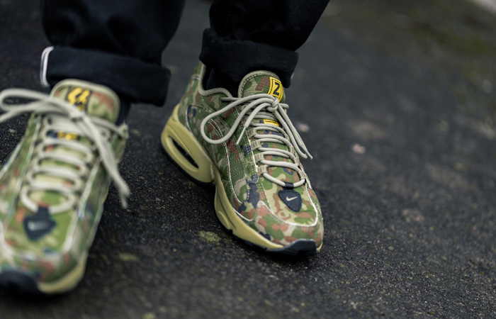 Nike Air Max Triax 96 SP Army CT5543 300 on foot 02