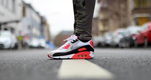 Met andere bands Jumping jack Plantkunde The Nike Air Max 90 "Infrared" Rereleasing Soon To Give You Another Chance  To Cop - Fastsole