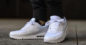 These 12 Air Max 90 Is A Must Cop For Everyone 04