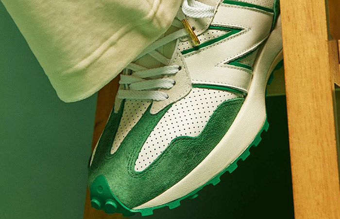 Casablanca New Balance Green MS327CBD on foot 02