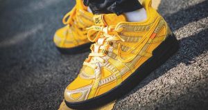 On Foot Look At The Off-White Nike Rubber Dunk Yellow University Gold 01