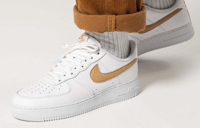 Nike Air Force 1 LV8 White Nut Brown CW7567-101 on foot 01