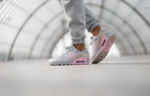 Nike Air Max 90 Wolf Grey Pink CW7483-001 on foot 01