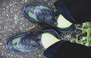 Nike Zoom Double Stacked Black Volt CI0804-001 on foot 01
