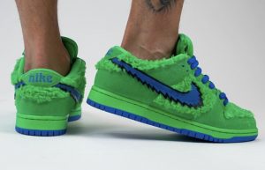 Grateful Dead Nike SB Dunk Low QS Green CJ5378-300 on foot 03