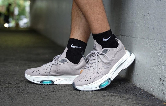 Nike Air Zoom Type Grey Cement CJ2033-002 on foot 01