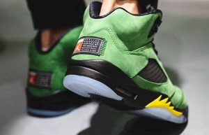 Nike Air Jordan 5 Oregon Green CK6631-307 on foot 03