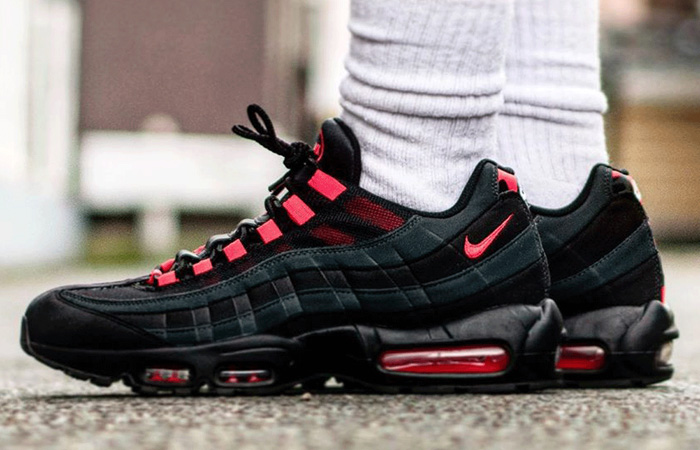 95s red and black