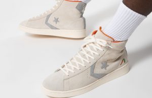 Bugs Bunny Converse Pro Leather High Top Egret 169223C on foot 02