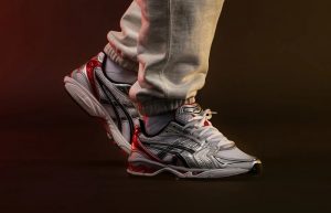 ASICS Gel-Kayano 14 White Classic Red 1201A019-103 on foot 01