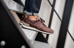 New Balance 670 Made in England Leather Brown M670BRN on foot 01