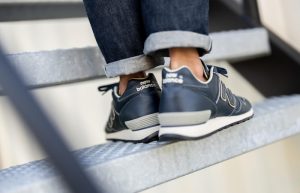New Balance 670 Made in England Navy M670NVY on foot 03