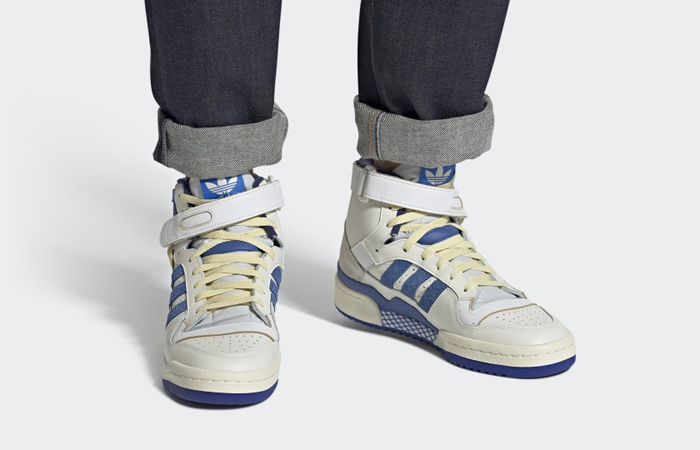 adidas OG Forum 84 High Off White Bright Blue FY7793 on foot 02