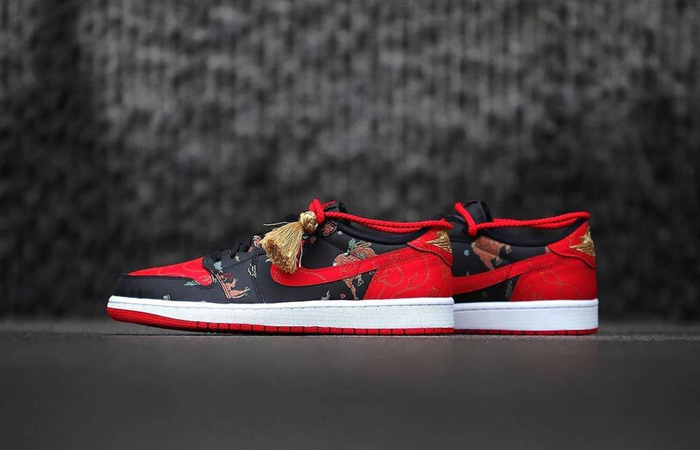 Air Jordan 1 Low Chinese New Year Bred Gold DD2233-001 02