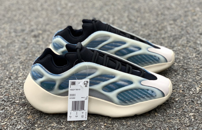Yeezy Boost 700 Wave Runner Sneakers - (Size 8.5) – Maison-B-More Global  Store