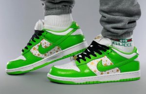 Supreme Nike Dunk Low Stars Mean Green White DH3228-101 on foot 01