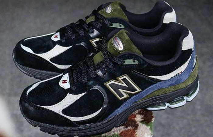 new balance 2002r black with oak leaf green