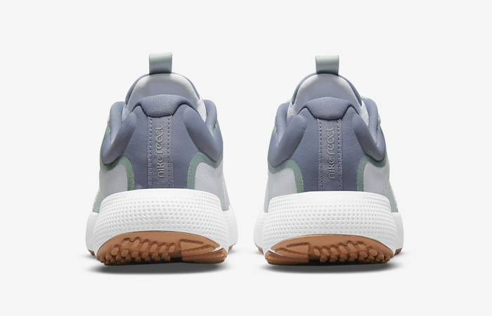 Nike React Escape Run White Glacier Grey Womens CV3817-104 05