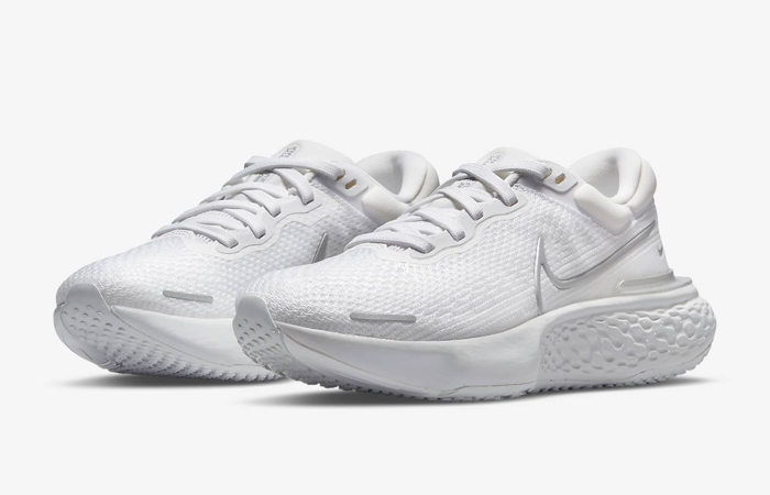 Nike ZoomX Invincible Run Flyknit White Pure Platinum Womens CT2229-101 02